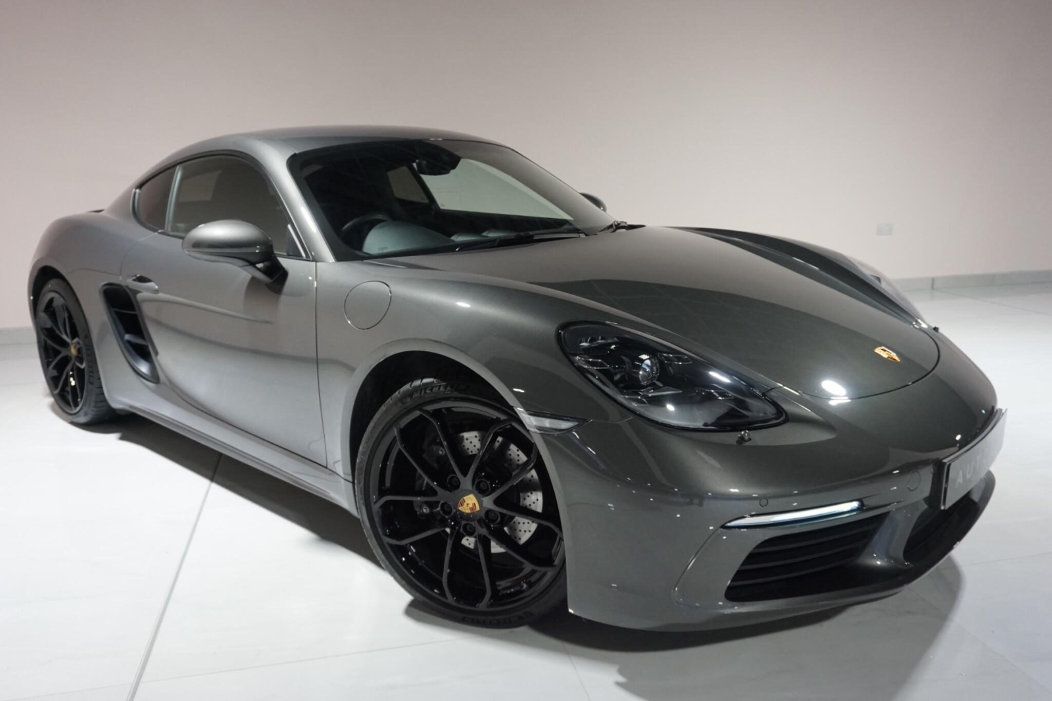 Porsche 718 Cayman 2.0T Style Edition Coupe 2dr Petrol PDK Euro 6 (s/s) (300 ps)